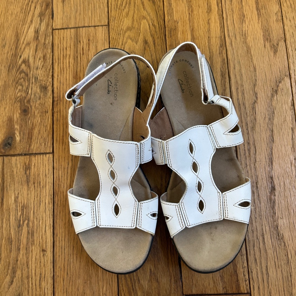 Clarks Collection White Leather Ultimate Comfort Strappy Sandals Womens 10W